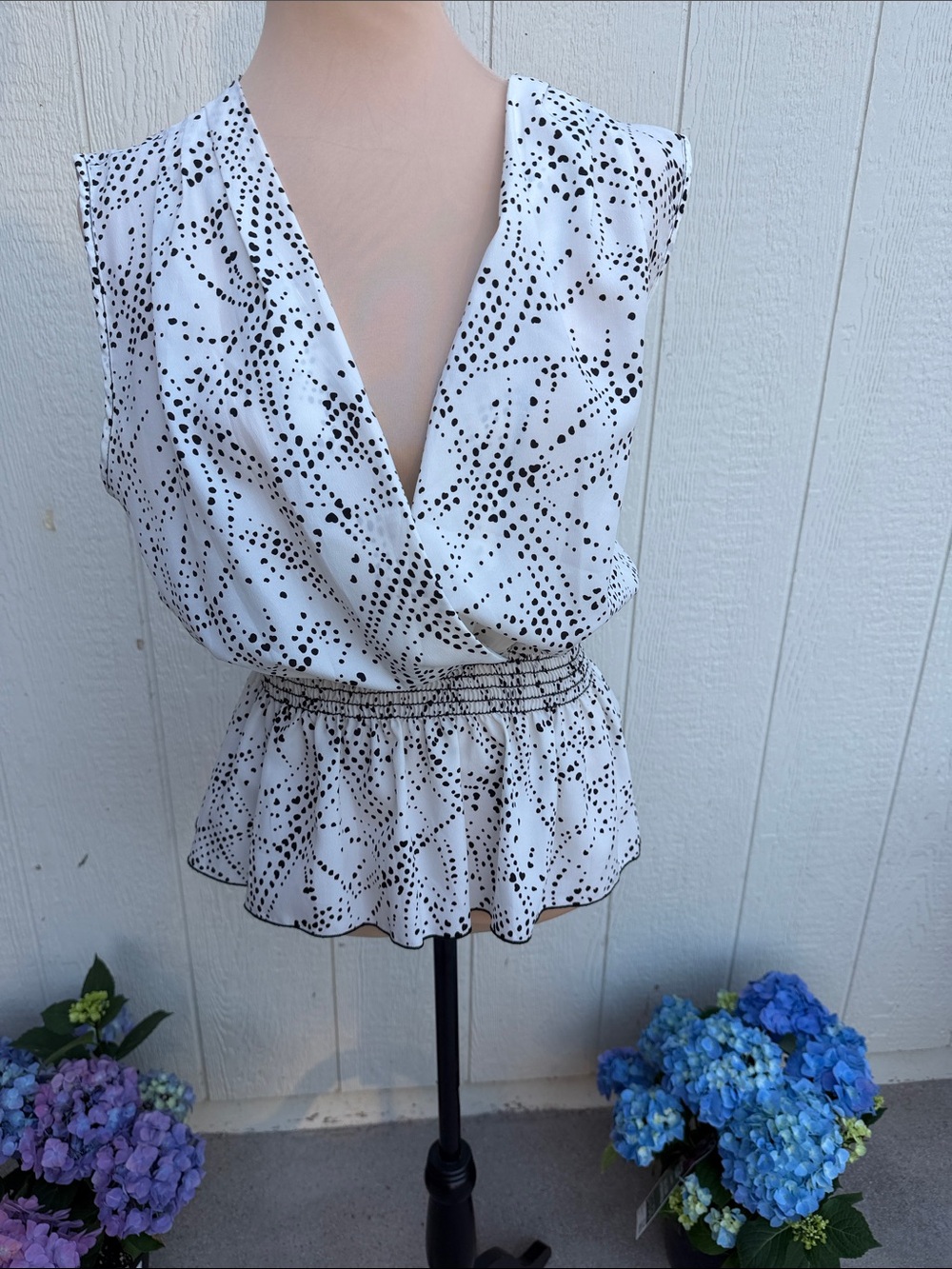 Women's Sleeveless White & Black Dot Wrap Peplum Top